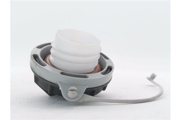 Recambio de tapon combustible para kia picanto (ja) 1.0 gdi drive 5mt referencia OEM IAM 3101038600  