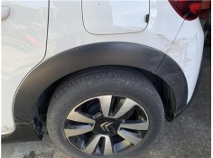 Recambio de aletin trasero izquierdo para citroen c3 1.2 feel referencia OEM IAM 9812088880  