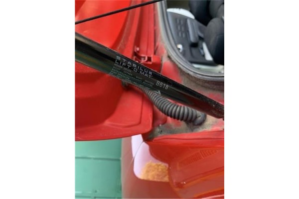 Recambio de amortiguador porton para citroen c3 1.2 feel referencia OEM IAM 9813177780 1448540355N 