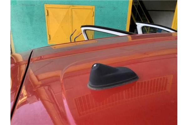 Recambio de antena electrica para citroen c3 1.2 feel referencia OEM IAM 658772  