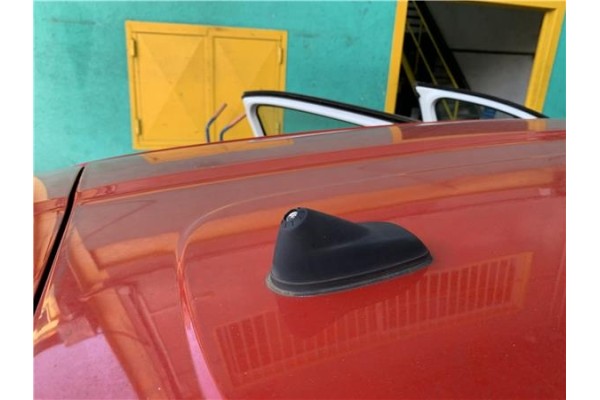 Recambio de antena electrica para citroen c3 1.2 feel referencia OEM IAM 658772  