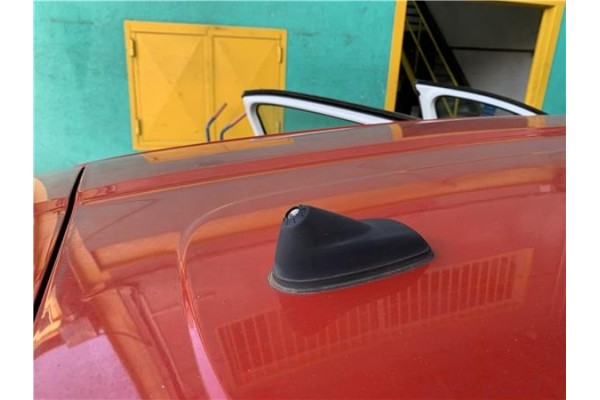 Recambio de antena electrica para citroen c3 1.2 feel referencia OEM IAM 658772  