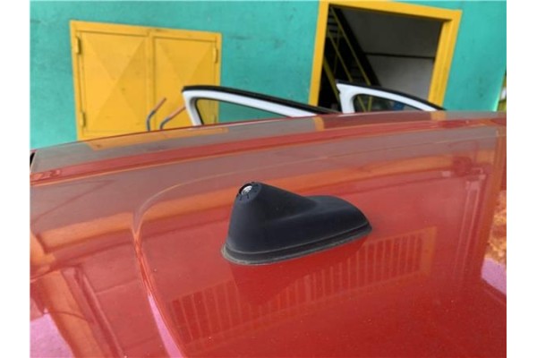 Recambio de antena electrica para citroen c3 1.2 feel referencia OEM IAM 658772  