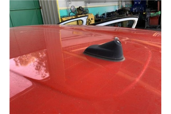 Recambio de antena electrica para citroen c3 1.2 feel referencia OEM IAM 658772  