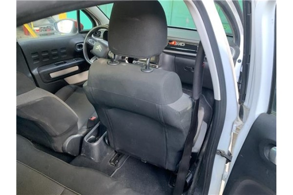 Recambio de asiento delantero derecho para citroen c3 1.2 feel referencia OEM IAM 9813297780  