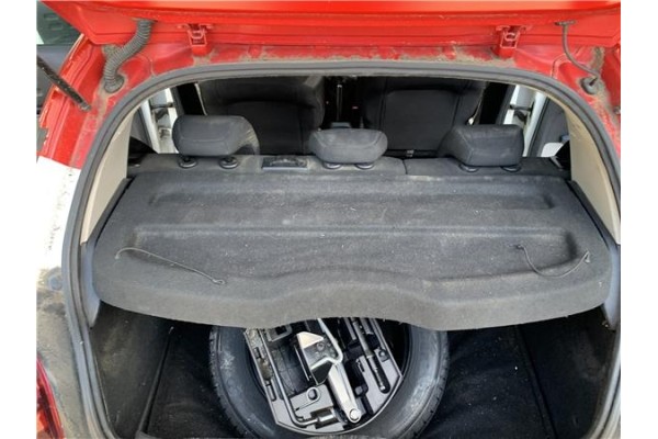 Recambio de bandeja trasero para citroen c3 1.2 feel referencia OEM IAM 98133519ZD  