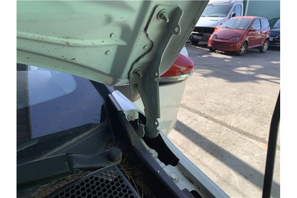 Recambio de bisagra capo izquierda para citroen c3 1.2 feel referencia OEM IAM 9812778580  