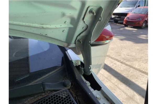 Recambio de bisagra capo izquierda para citroen c3 1.2 feel referencia OEM IAM 9812778580  