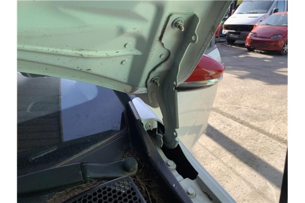 Recambio de bisagra capo izquierda para citroen c3 1.2 feel referencia OEM IAM 9812778580  