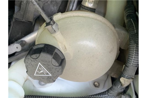 Recambio de botella expansion para citroen c3 1.2 feel referencia OEM IAM 9800777280  