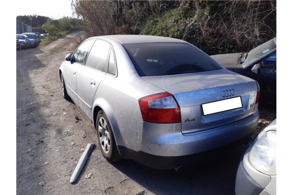 audi a4 berlina (8e) del año 2001