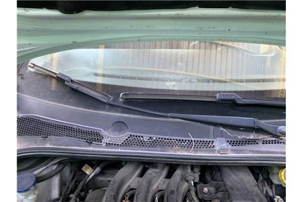 Recambio de brazo limpiaparabrisas delantero derecho para citroen c3 1.2 feel referencia OEM IAM 1608393380  