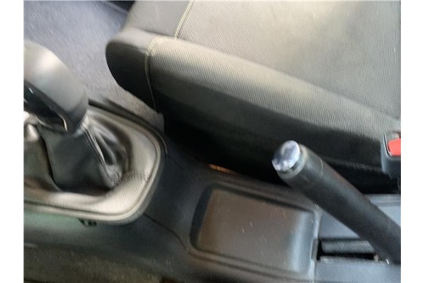 Recambio de consola para citroen c3 1.2 feel referencia OEM IAM 98124989ZD  