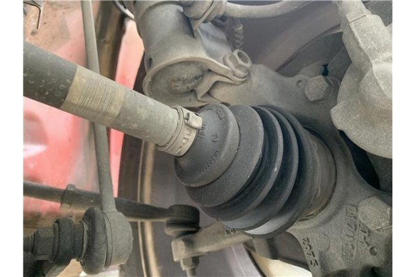 Recambio de palier delantero izquierdo para opel corsa d 1.3 cdti referencia OEM IAM 13320255  
