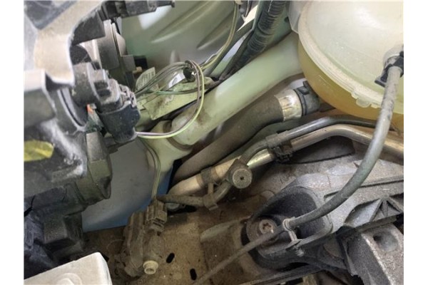 Recambio de deposito limpiaparabrisas para citroen c3 1.2 feel referencia OEM IAM 6431N6  