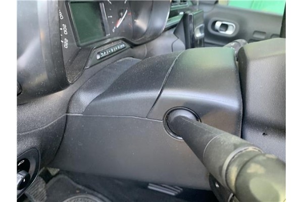 Recambio de embellecedor columna direccion para citroen c3 1.2 feel referencia OEM IAM 98223990ZD 98124449ZD 