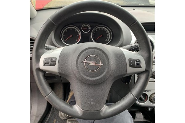 Recambio de volante para opel corsa d 1.3 cdti referencia OEM IAM 13296532  