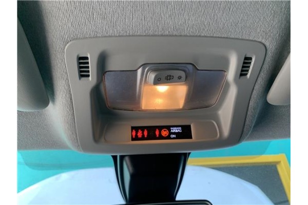 Recambio de luz delantero central techo para citroen c3 1.2 feel referencia OEM IAM 96754056BJ  