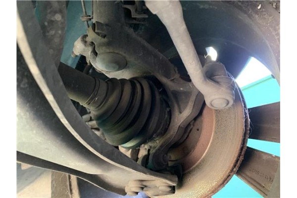 Recambio de mangueta delantero derecha para citroen c3 1.2 feel referencia OEM IAM 1607557580  