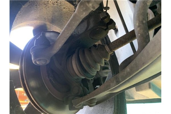 Recambio de mangueta delantero izquierda para citroen c3 1.2 feel referencia OEM IAM 1607557480  