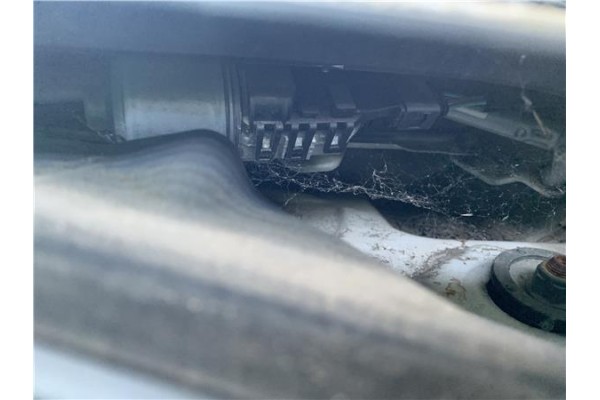 Recambio de motor limpiaparabrisas delantero para citroen c3 1.2 feel referencia OEM IAM 9815497780  