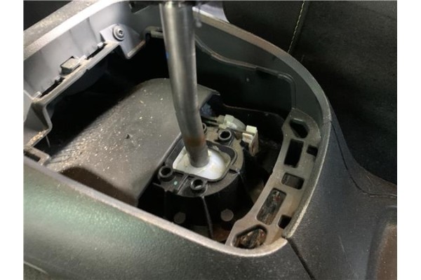 Recambio de palanca de cambio para citroen c3 1.2 feel referencia OEM IAM 9808161480 9837816580 