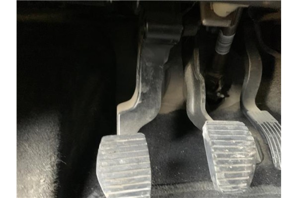 Recambio de pedal embrague para citroen c3 1.2 feel referencia OEM IAM 2127EJ  