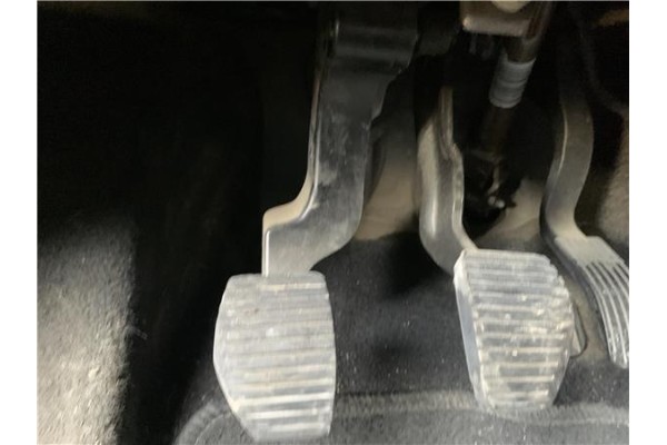 Recambio de pedal embrague para citroen c3 1.2 feel referencia OEM IAM 2127EJ  