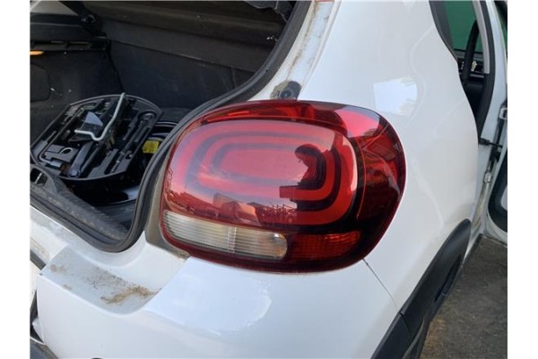 Recambio de piloto trasero derecho para citroen c3 1.2 feel referencia OEM IAM 9812257480  