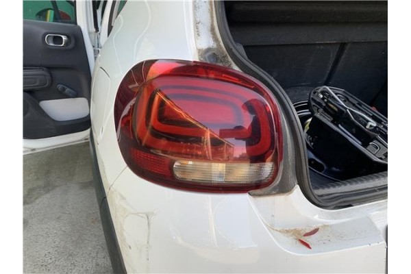 Recambio de piloto trasero izquierdo para citroen c3 1.2 feel referencia OEM IAM 9812257580  