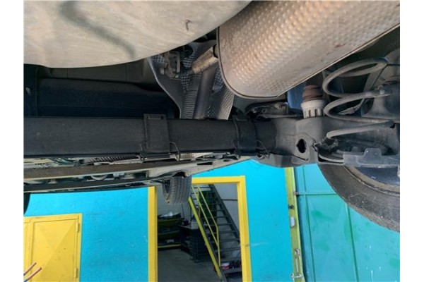 Recambio de puente trasero para citroen c3 1.2 feel referencia OEM IAM 1607197380  