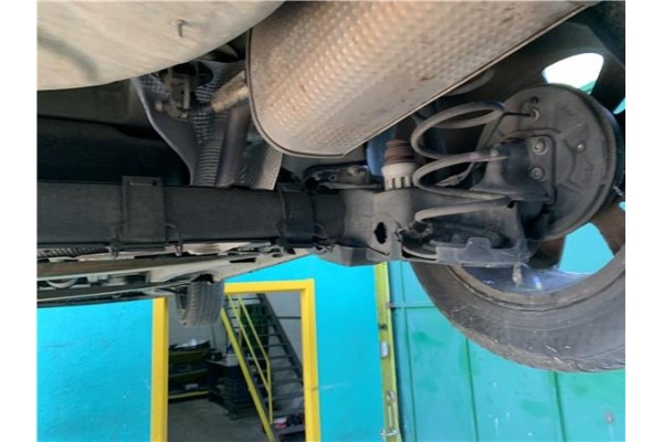 Recambio de puente trasero para citroen c3 1.2 feel referencia OEM IAM 1607197380  