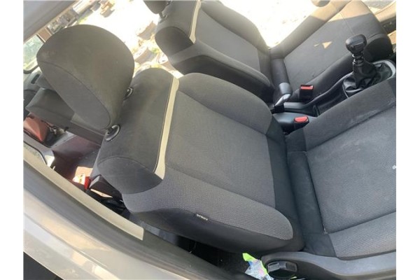 Recambio de asiento delantero derecho para citroen c3 aircross 1.2 c-series referencia OEM IAM 1635508080  
