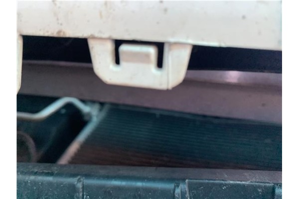 Recambio de refuerzo paragolpes para citroen c3 1.2 feel referencia OEM IAM 9801276380  