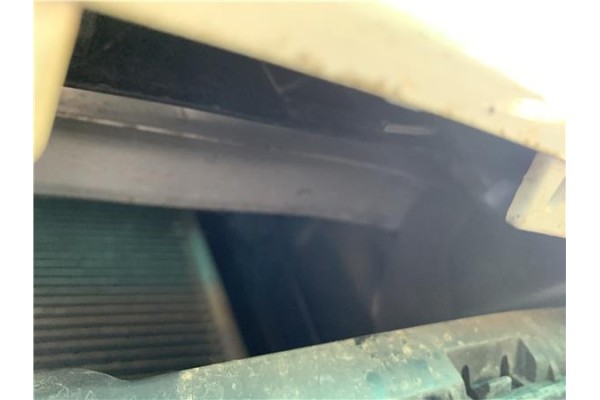 Recambio de refuerzo paragolpes para citroen c3 1.2 feel referencia OEM IAM 9801276380  