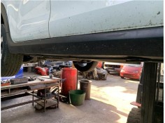 Recambio de spoiler talonera lat. derecha para citroen c3 1.2 feel referencia OEM IAM 9813817380  