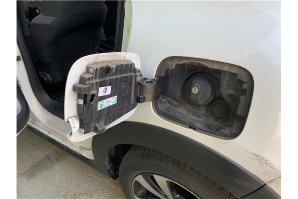 Recambio de tapa exterior combustible para citroen c3 1.2 feel referencia OEM IAM 9812083180 9812083080 