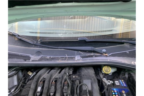 Recambio de torpedo para citroen c3 1.2 feel referencia OEM IAM 98119343XT 98119344XT 