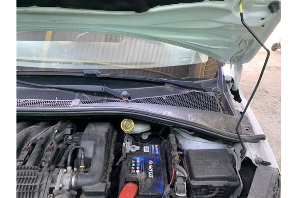 Recambio de torpedo para citroen c3 1.2 feel referencia OEM IAM 98119343XT 98119344XT 