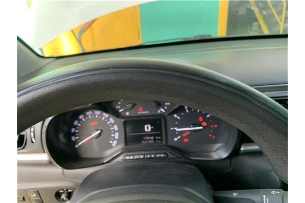 Recambio de volante para citroen c3 1.2 feel referencia OEM IAM 98164324ZD  