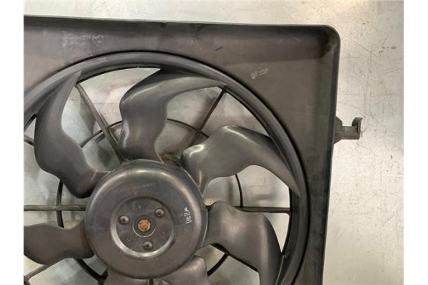 Recambio de electroventilador para hyundai i30 (fd) 1.6 crdi referencia OEM IAM 253802H600  