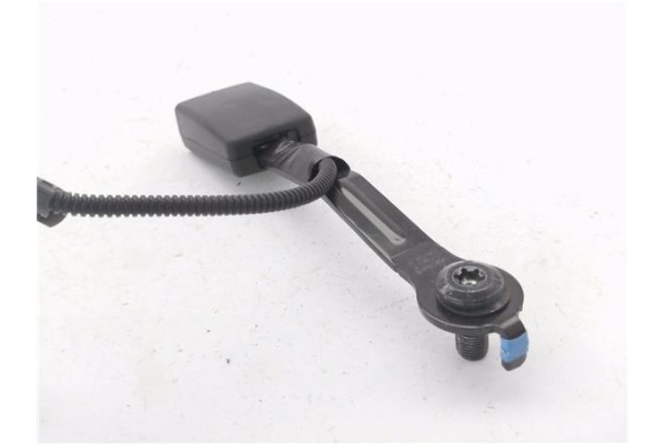 Recambio de anclaje cinturon delantero derecho para kia picanto (ja) 1.0 gdi drive 5mt referencia OEM IAM 88830G60  