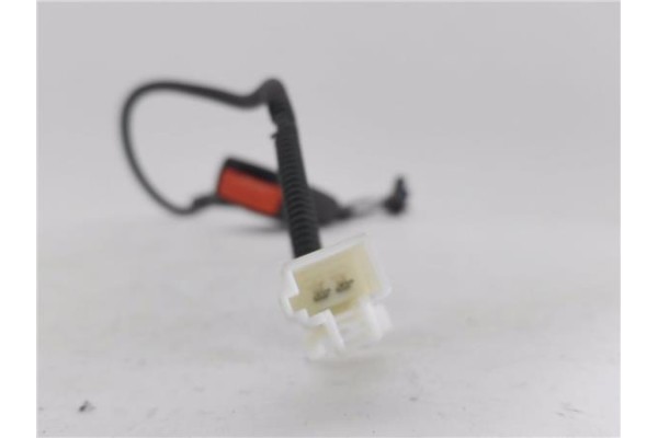 Recambio de anclaje cinturon delantero derecho para kia picanto (ja) 1.0 gdi drive 5mt referencia OEM IAM 88830G60  