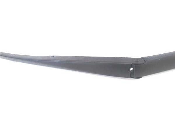 Recambio de brazo limpiaparabrisas delantero derecho para hyundai i30 (gd) 1.4 base referencia OEM IAM 98320A5000  