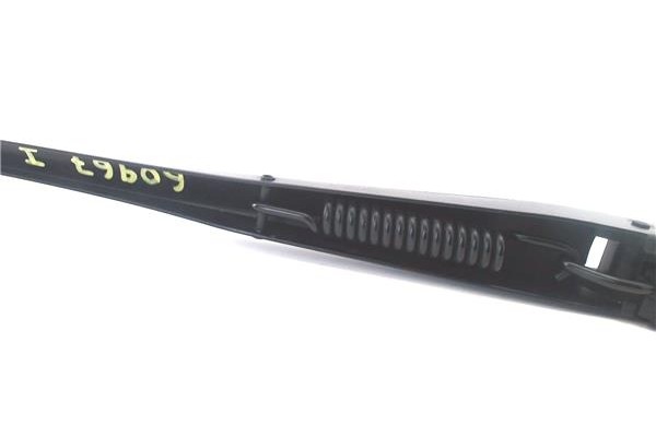 Recambio de brazo limpiaparabrisas delantero izquierdo para hyundai i30 (gd) 1.4 base referencia OEM IAM 98310A6000  