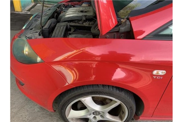 Recambio de aleta delantero izquierda para seat altea (5p1) 2.0 tdi 16v referencia OEM IAM 5P0821021 5P0821021A 