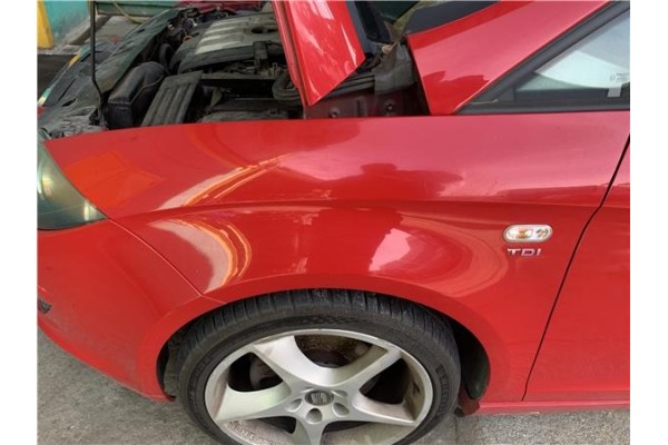 Recambio de aleta delantero izquierda para seat altea (5p1) 2.0 tdi 16v referencia OEM IAM 5P0821021 5P0821021A 