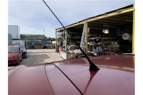 Recambio de antena electrica para seat altea (5p1) 2.0 tdi 16v referencia OEM IAM 5P0035501 5P0035849 