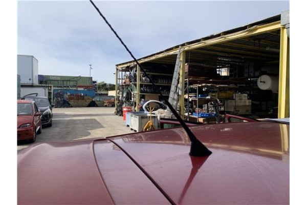 Recambio de antena electrica para seat altea (5p1) 2.0 tdi 16v referencia OEM IAM 5P0035501 5P0035849 