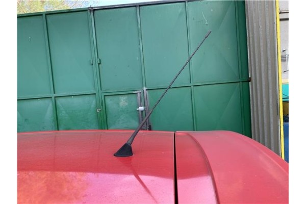 Recambio de antena electrica para seat altea (5p1) 2.0 tdi 16v referencia OEM IAM 5P0035501 5P0035849 